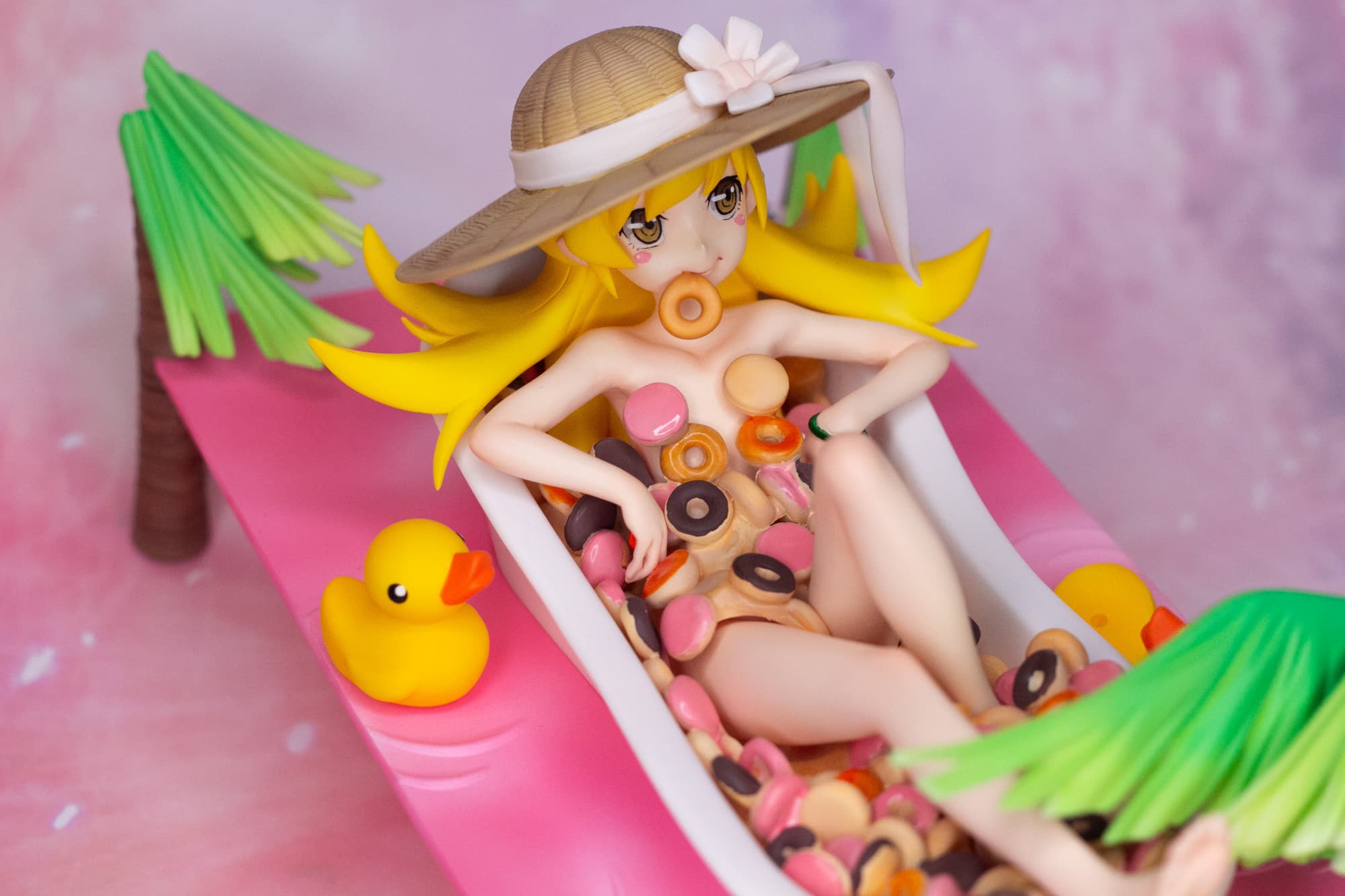 Bathing in Donuts—a Little Post About a Shinobu Garage Kit