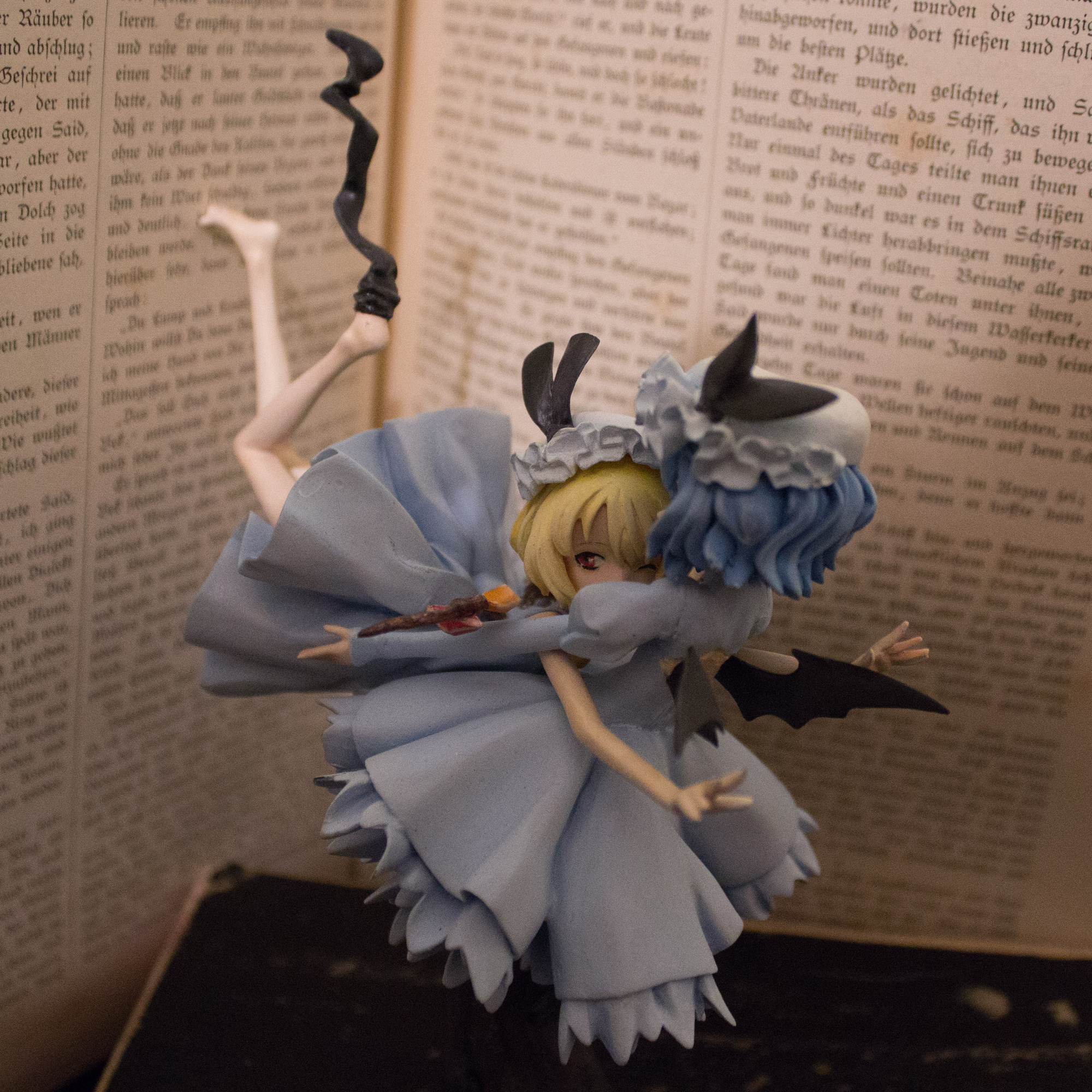 Remilia & Flandre Scarlet 1/10 [First GK] - garage-kit photo 60