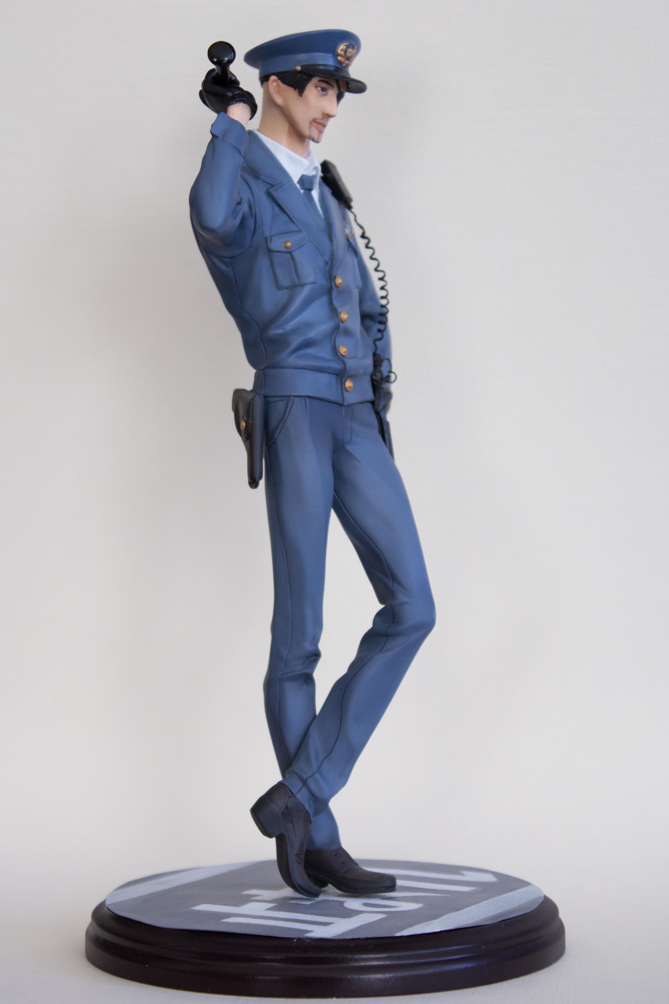 Dangerous Cop — Goro Majima, Junsa ver. [GK] - garage-kit photo 31
