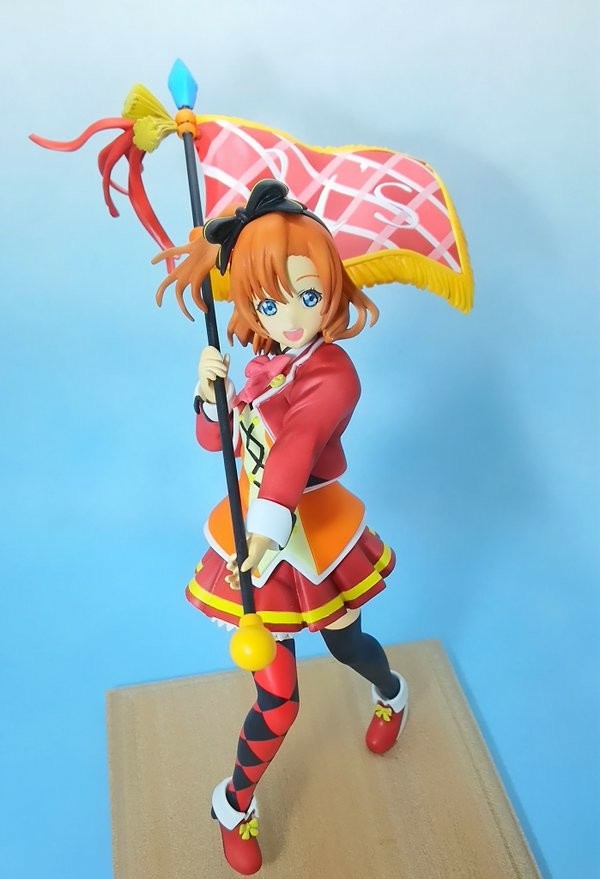 Honoka Carrying the Flag - garage-kit photo 3