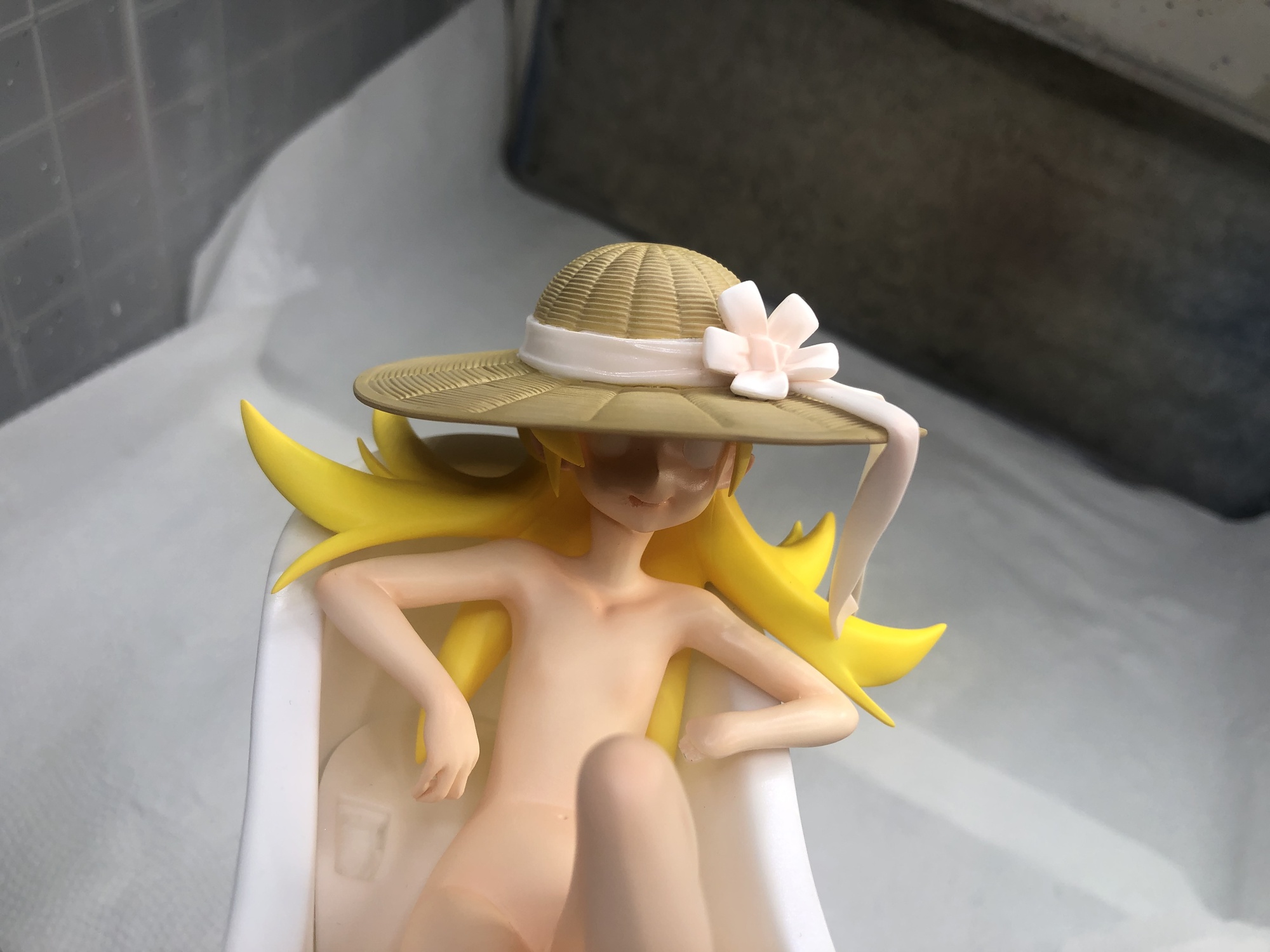 Bathing in Donuts—a Little Post About a Shinobu Garage Kit - garage-kit photo 19