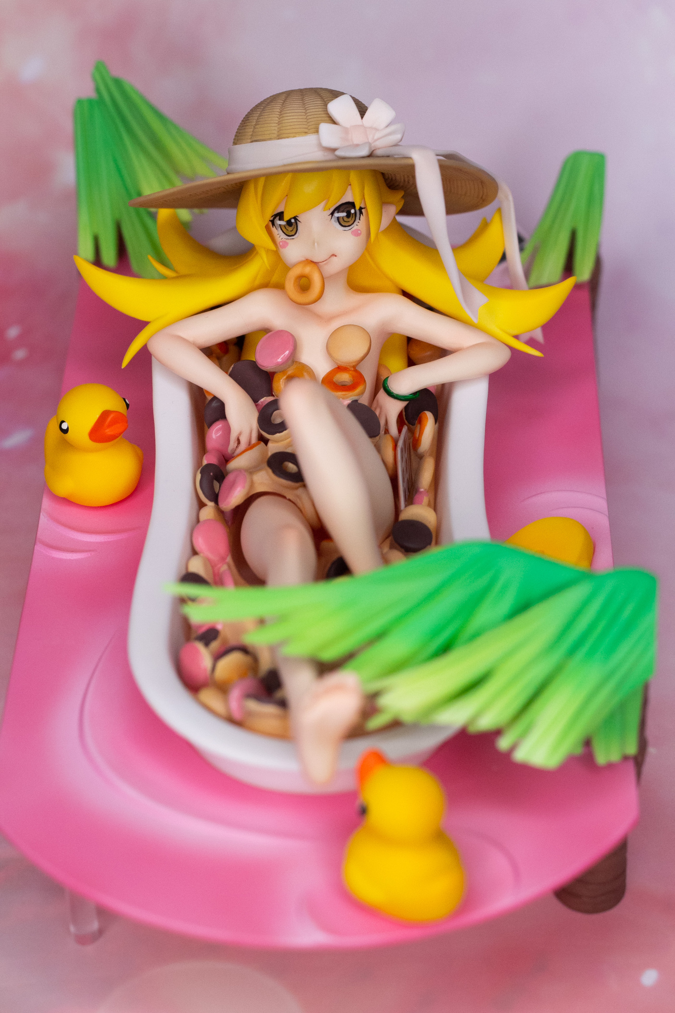 Bathing in Donuts—a Little Post About a Shinobu Garage Kit - garage-kit photo 46