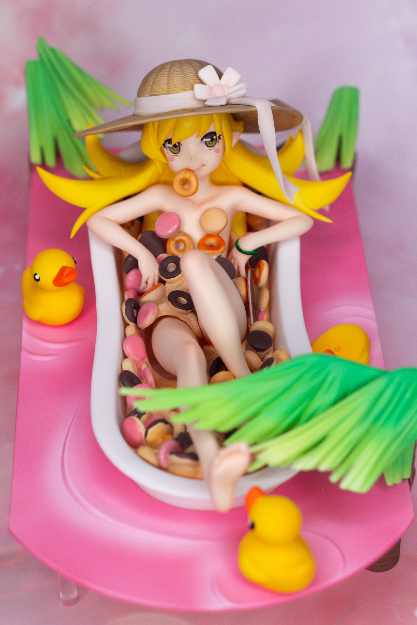 Bathing in Donuts—a Little Post About a Shinobu Garage Kit - garage-kit photo 48
