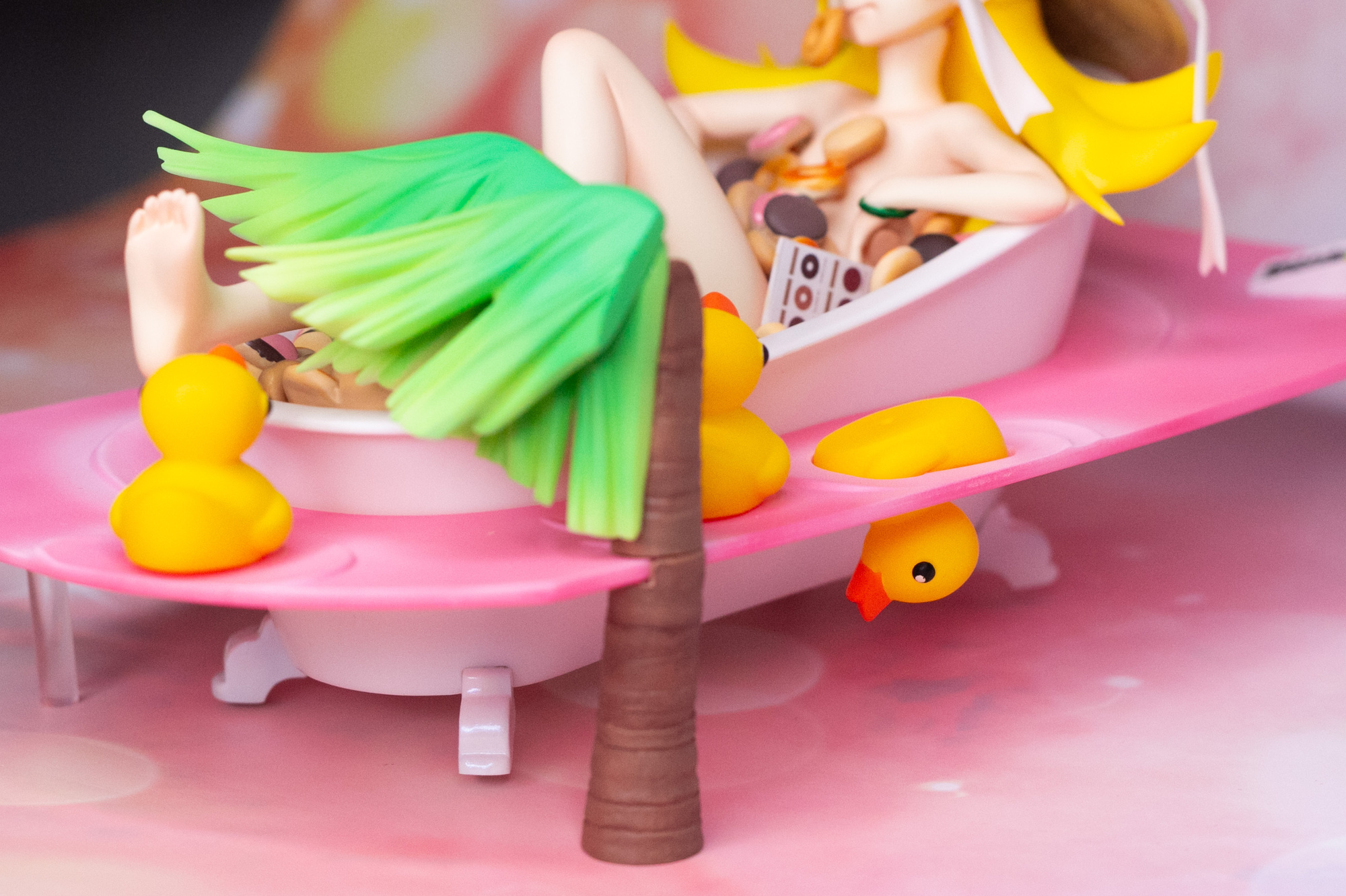 Bathing in Donuts—a Little Post About a Shinobu Garage Kit - garage-kit photo 58