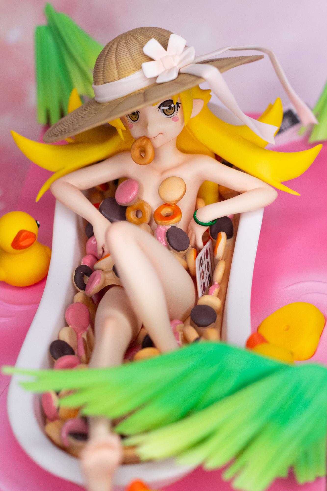 Bathing in Donuts—a Little Post About a Shinobu Garage Kit - garage-kit photo 66
