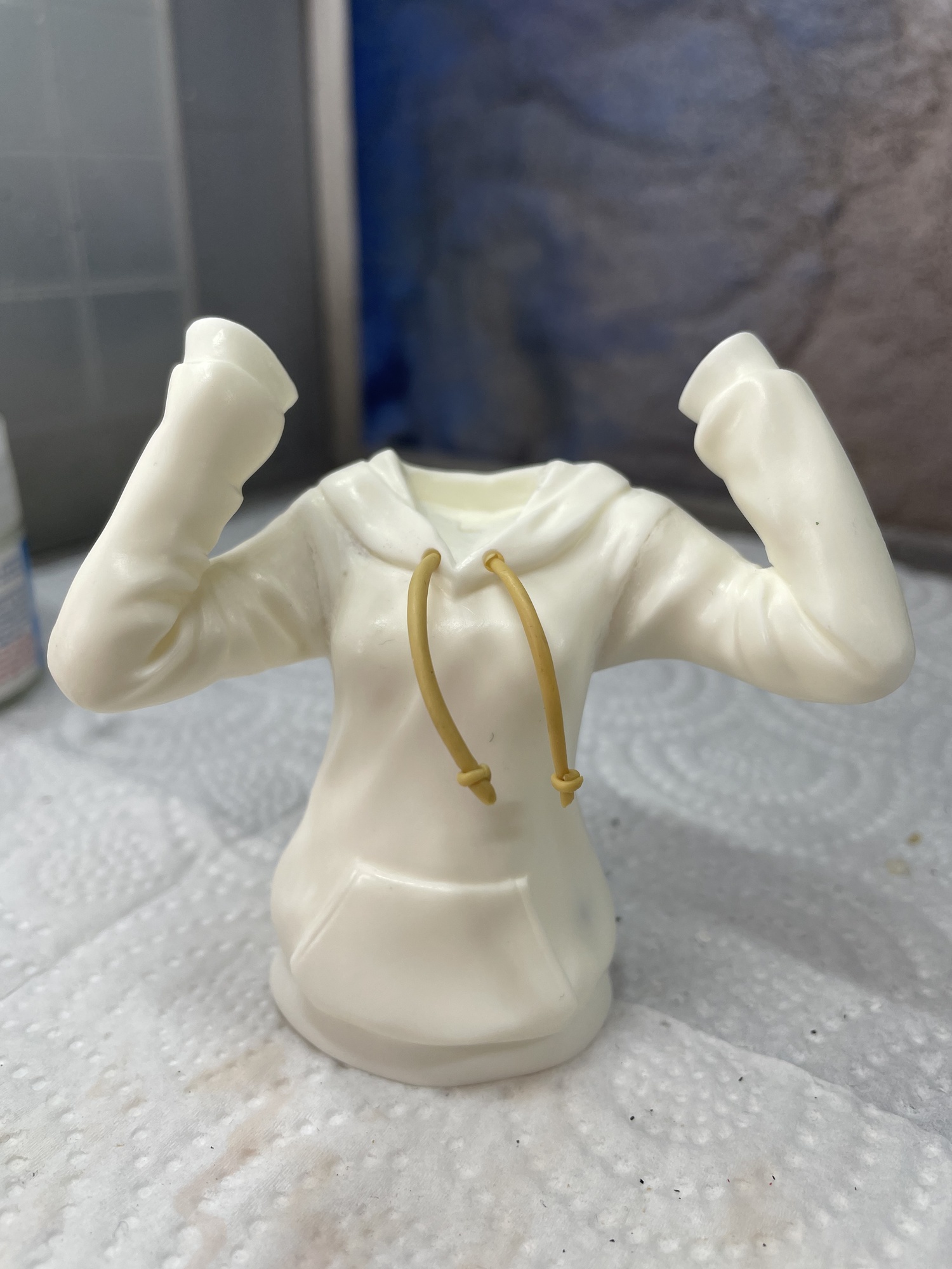 How to Turn a Pile of Trash into a Real Heroine—or Even Two! [GK] - garage-kit photo 30