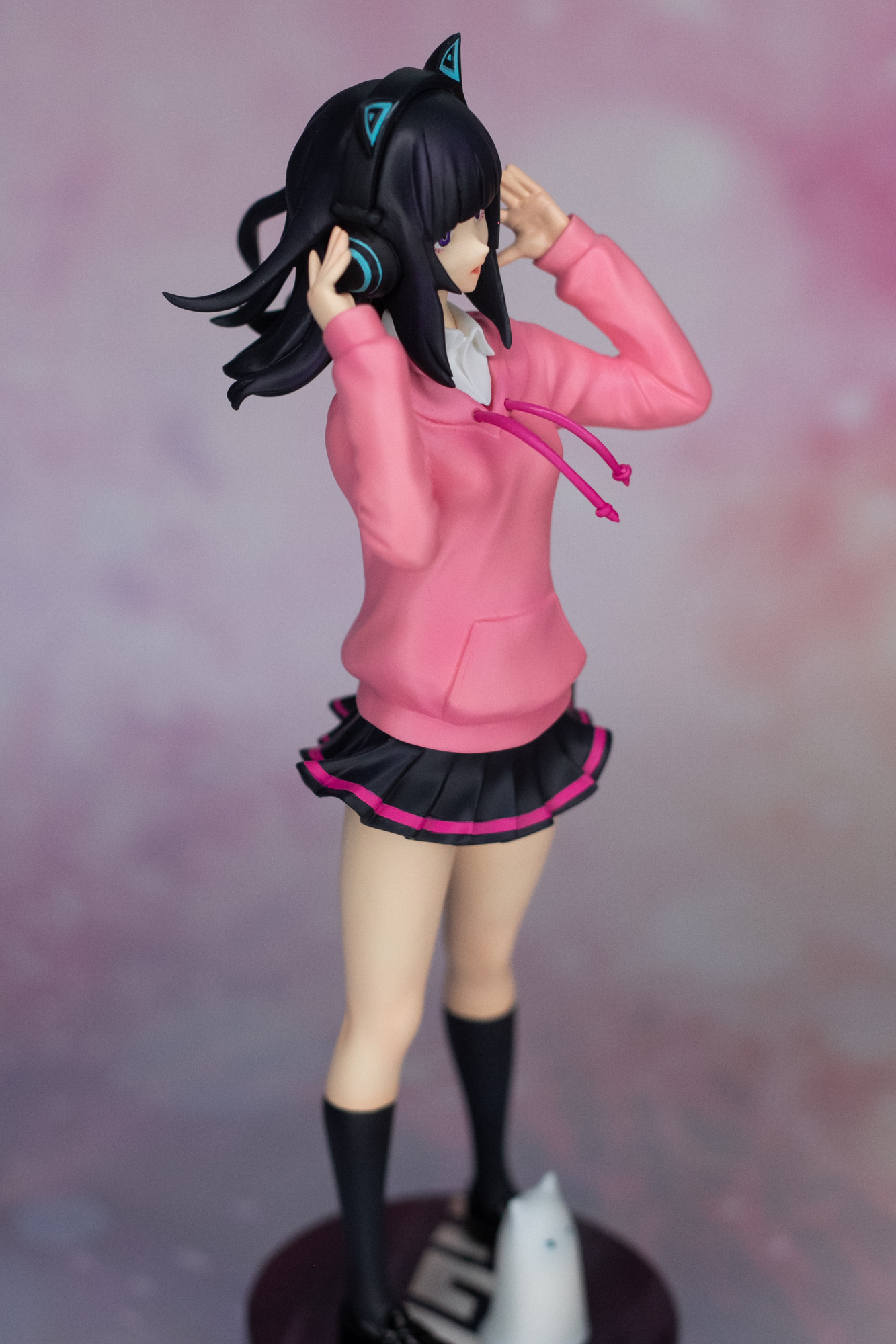 How to Turn a Pile of Trash into a Real Heroine—or Even Two! [GK] - garage-kit photo 96