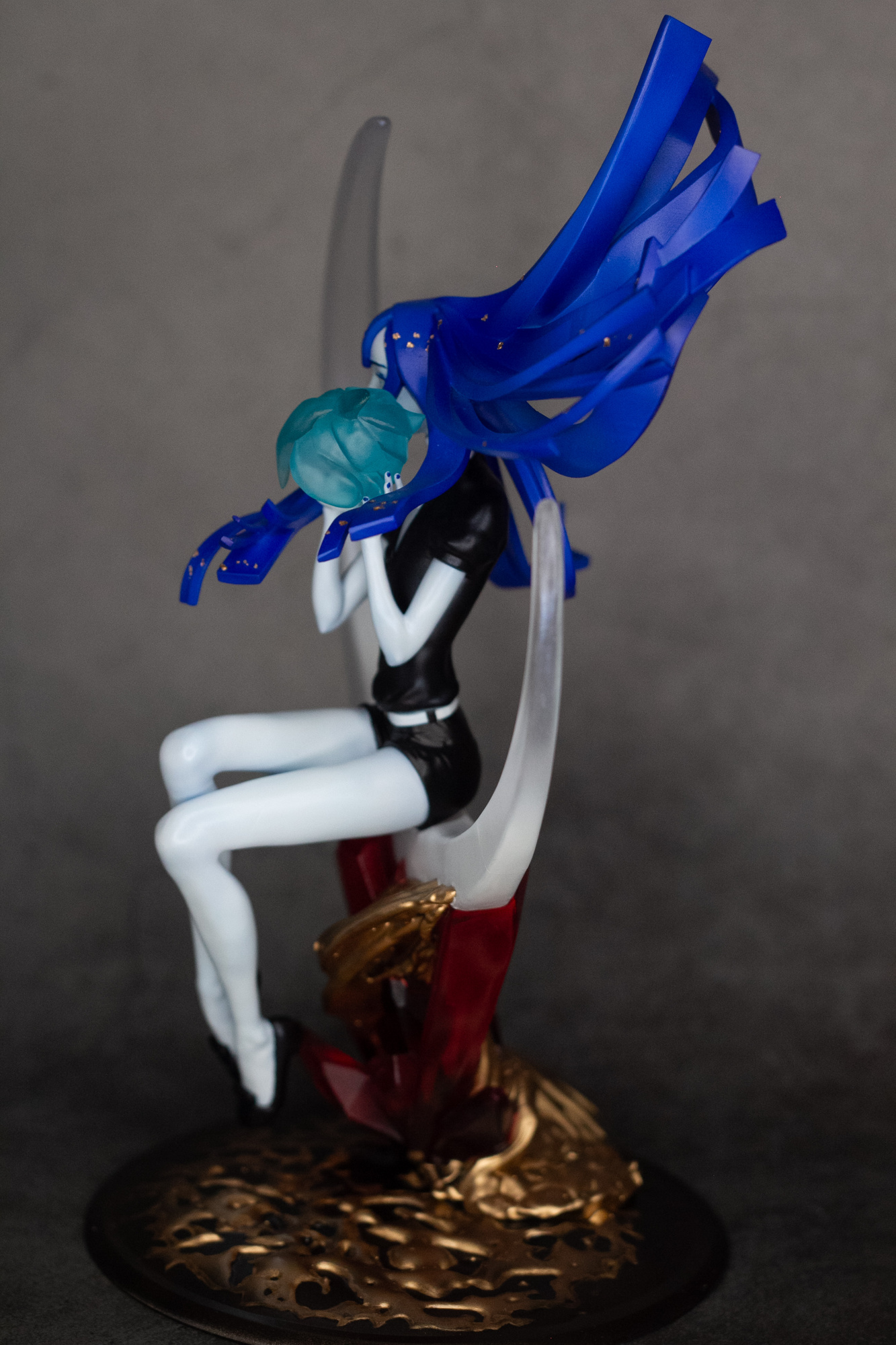 The Gem Post - garage-kit photo 87