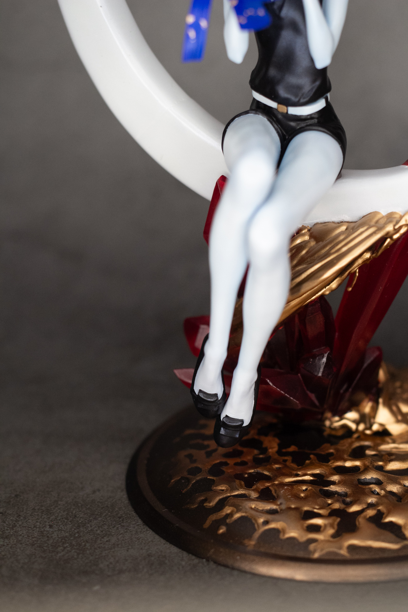 The Gem Post - garage-kit photo 95